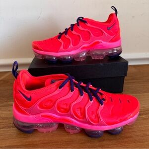 Nike Air VaporMax Plus CU4907-600 Women Size 7.5 Bright Crimson Pink Sneakers